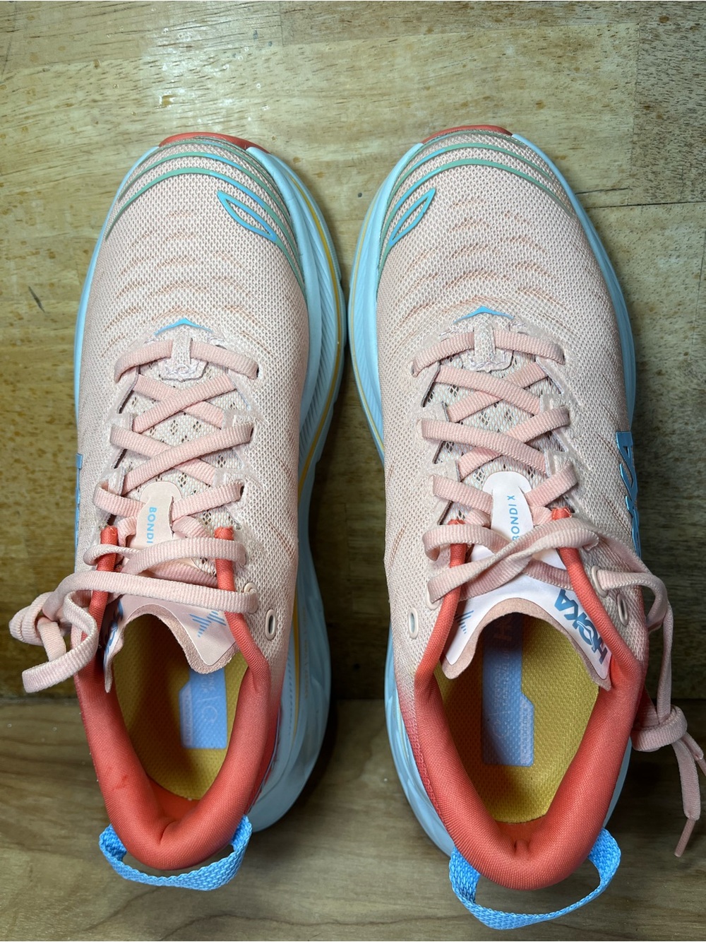 Hoka One One Bondi X Womens Size 7 Running Shoes Sneakers Camellia Peach Parfait - Picture 7 of 12